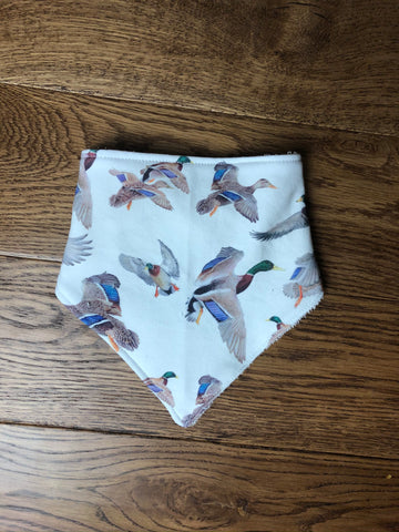 Bandana dribble bib - Mallards in Flight
