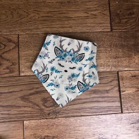 Bandana dribble bib - Winter deer