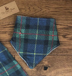 Bandana dribble bib - Tartan
